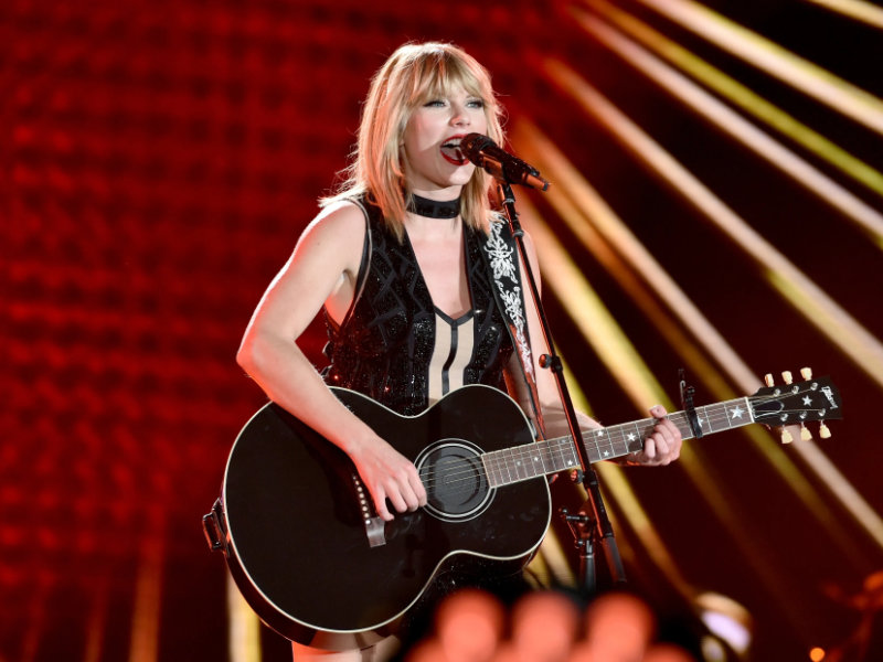 Taylor Swift, Muna & Gracie Abrams at Paul Brown Stadium